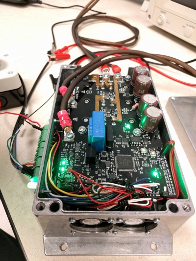 2kw-motor-controller-running.jpg